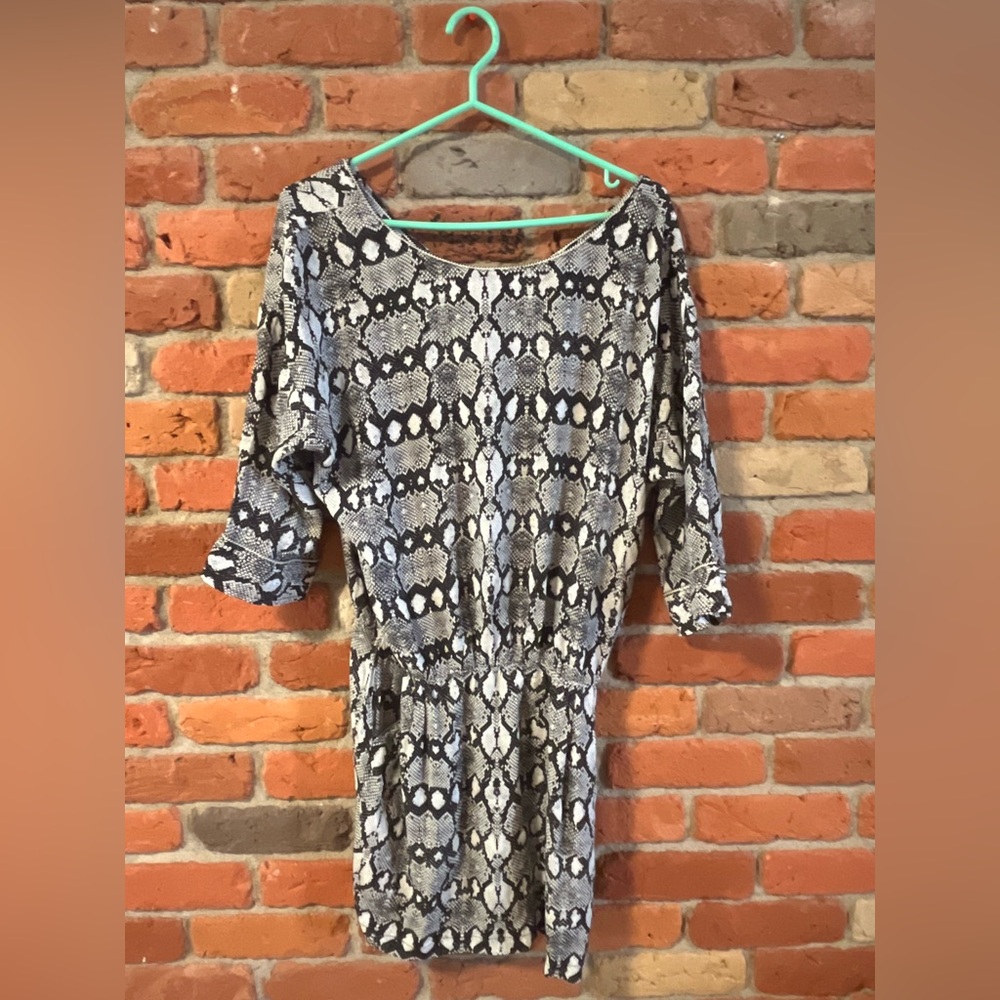 🇫🇷La Petite française. Black and Gray Long Sleeve Dress. Size 40